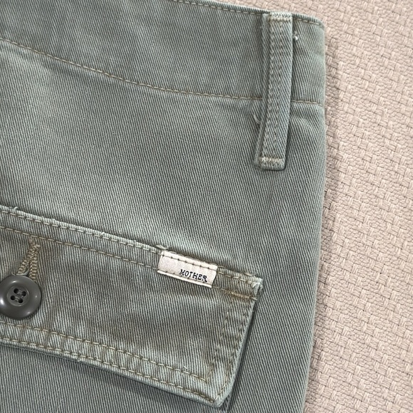 MOTHER The Patch Pocket Wide Leg Jeans - Picture 13 of 14